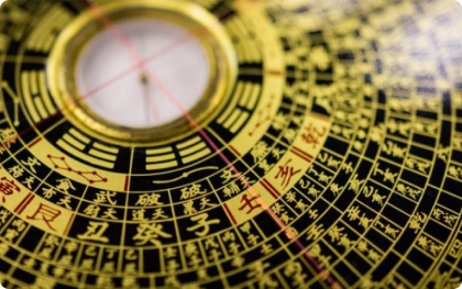 Mẫu bàn thờ Thần Tài Ông Địa đẹp giá rẻ 2023